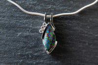 Anhänger in Weissgold 750 mit Boulderopal und Brillanten 