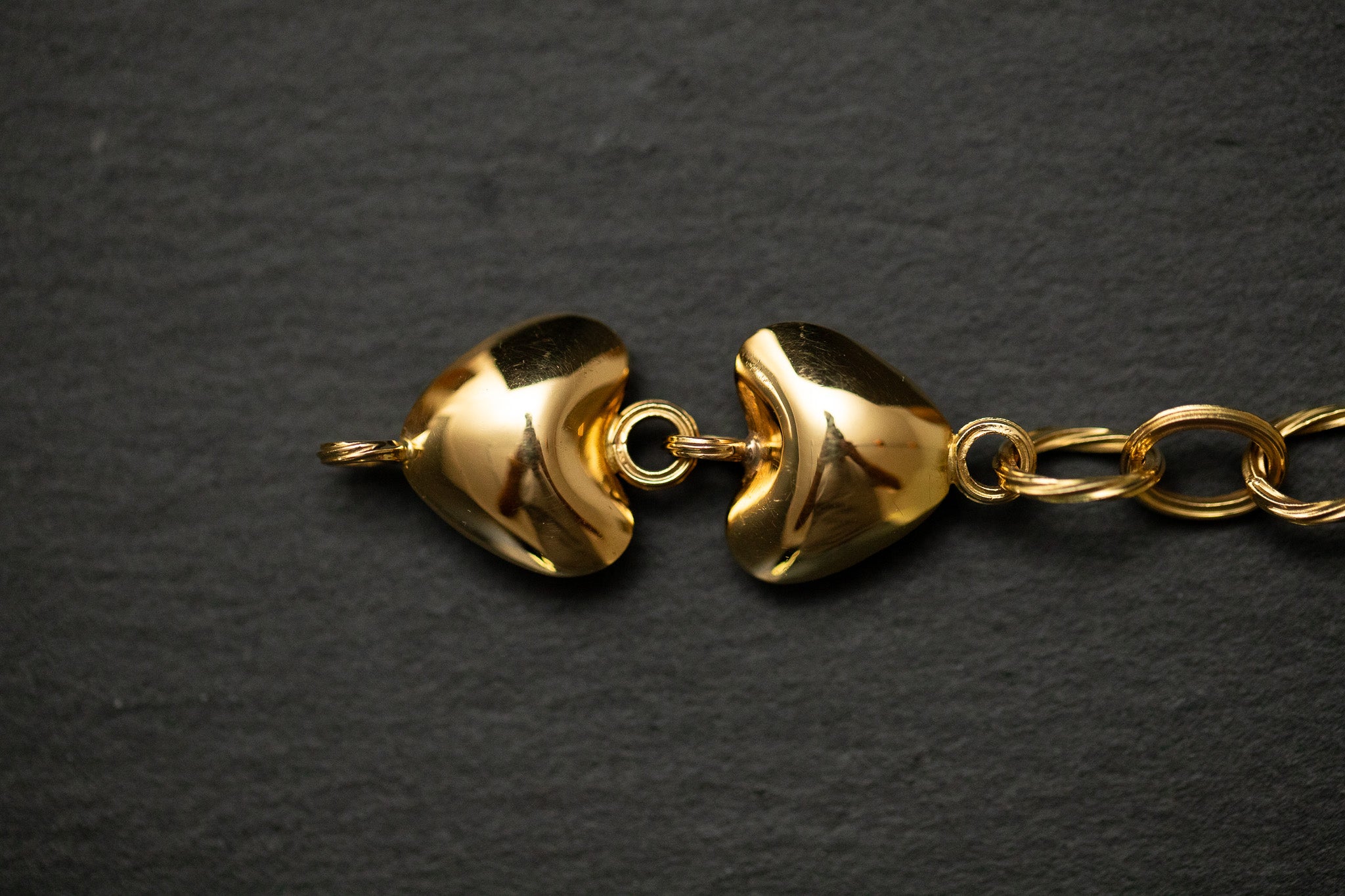 Barettli-Bracelet aus Gelbgold 750 mit Doppelherzen – hochwertiges, zeitloses Armband mit feiner Gliederung