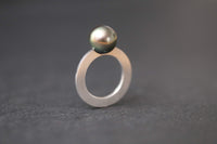 Ring in Weissgold 750 mit Tahitiperle