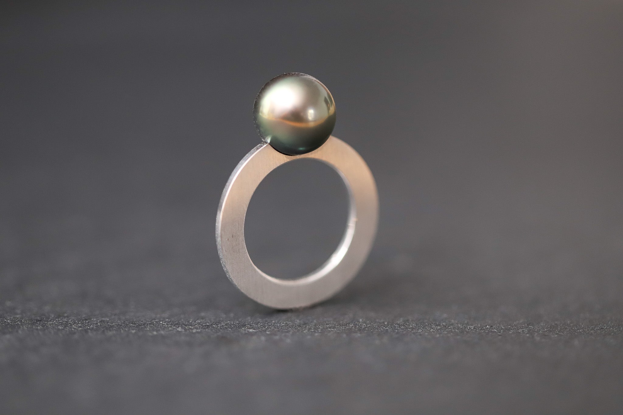 Ring in Weissgold 750 mit Tahitiperle