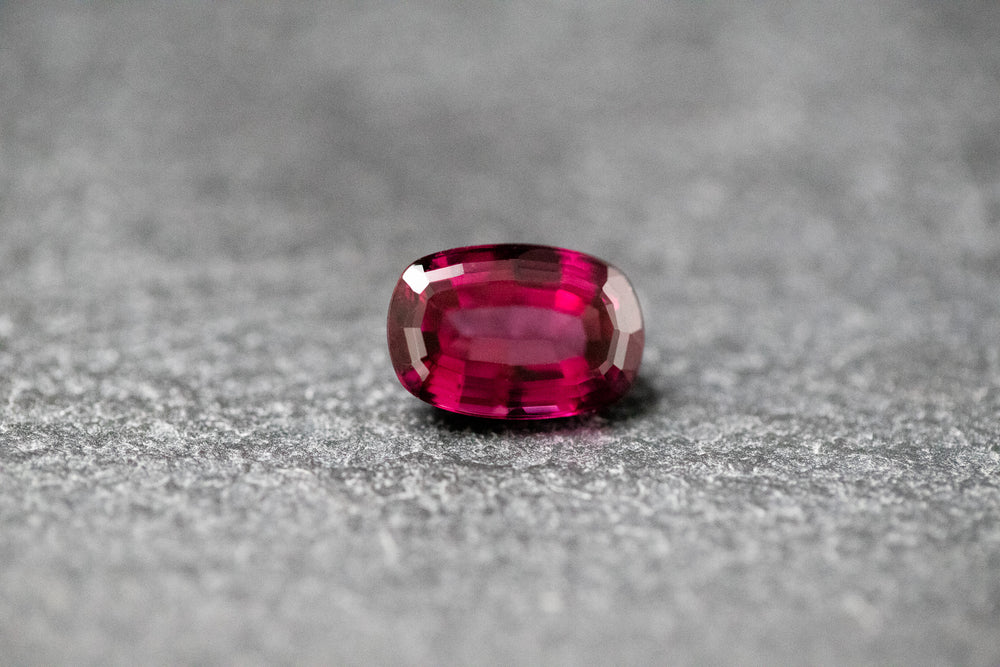 Rhodolith, oval, facettiert