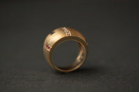 Ring in Gelbgold 750 mit Diamanten, Saphiren und Rubinen