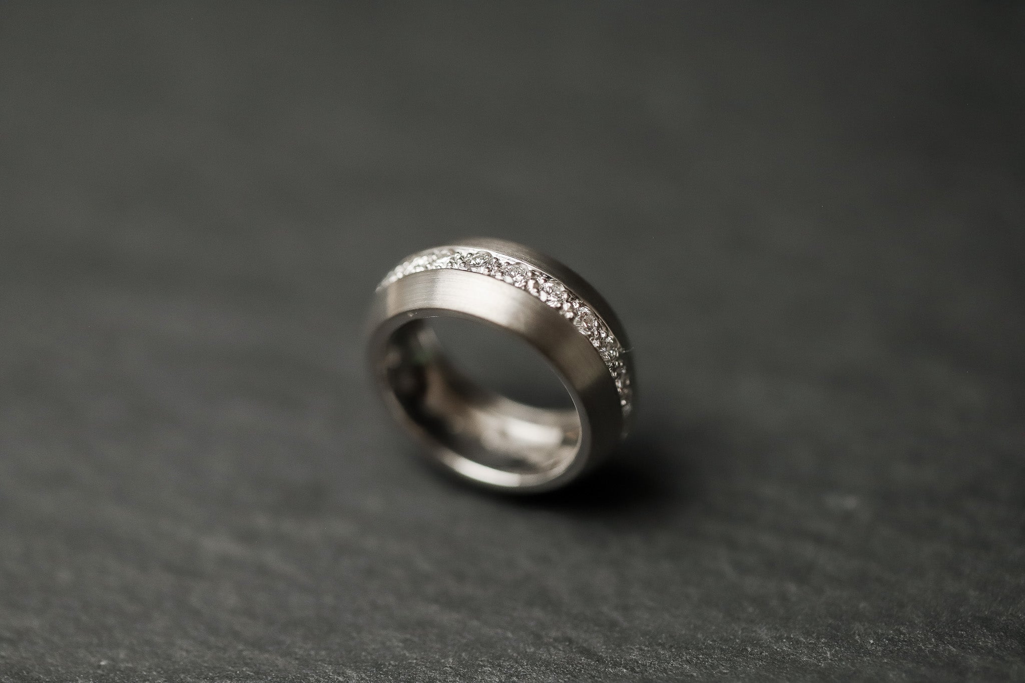 Ring in Weissgold 750 mit Diamanten im Brillantschliff