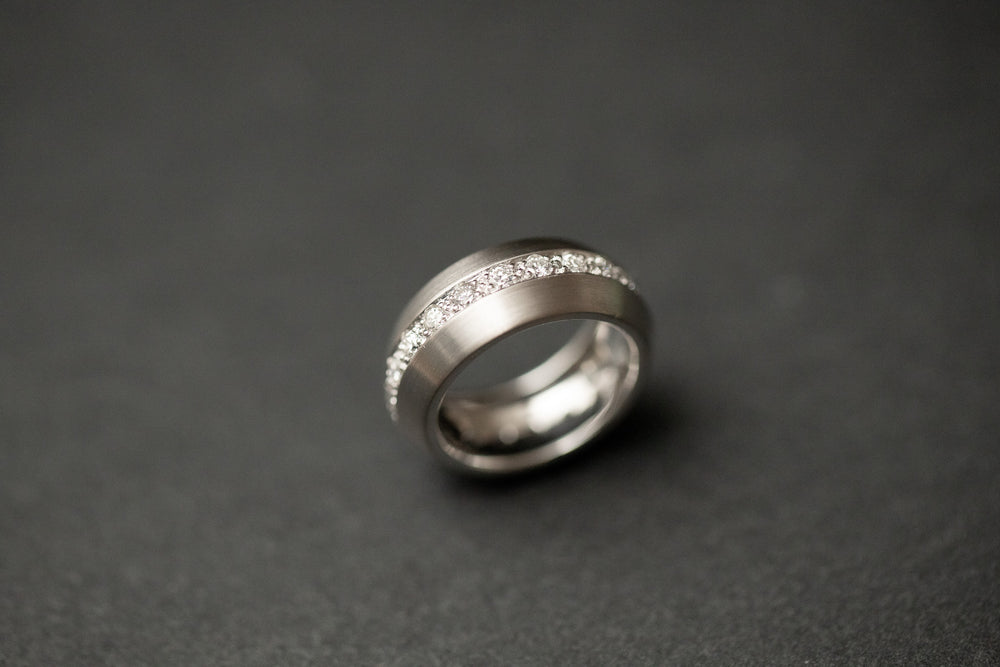 Ring in Weissgold 750 mit Diamanten im Brillantschliff