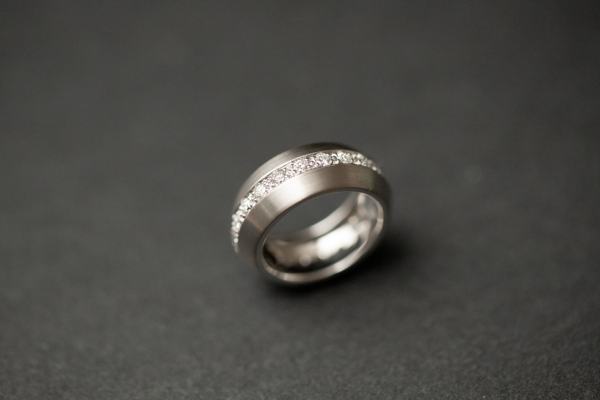 Ring in Weissgold 750 mit Diamanten im Brillantschliff