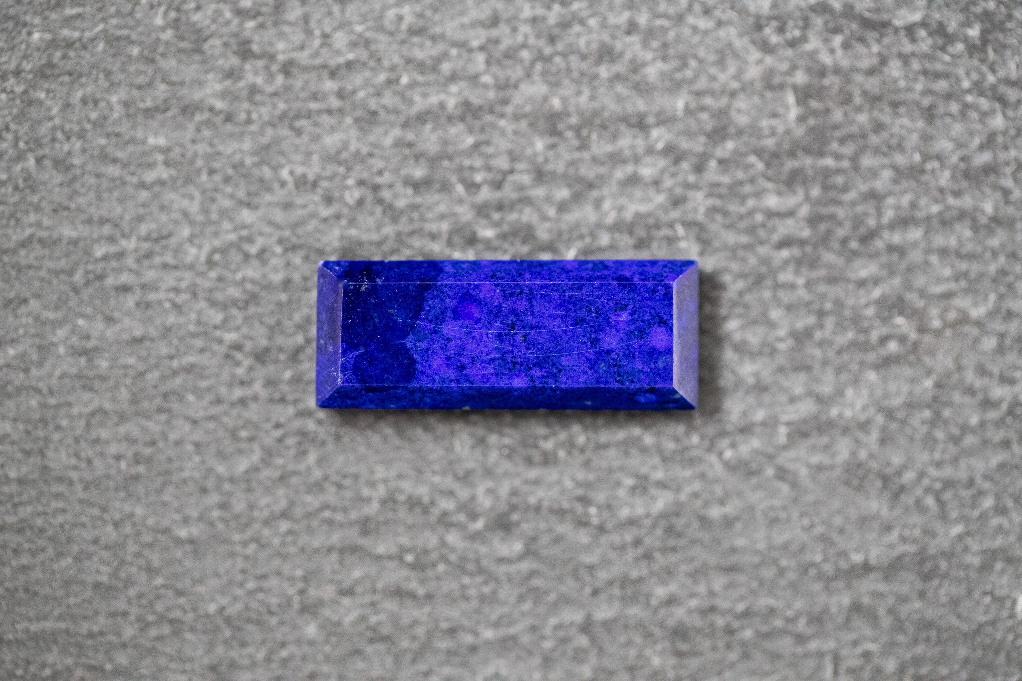 Lapislazuli Rechteck, Tafelschliff