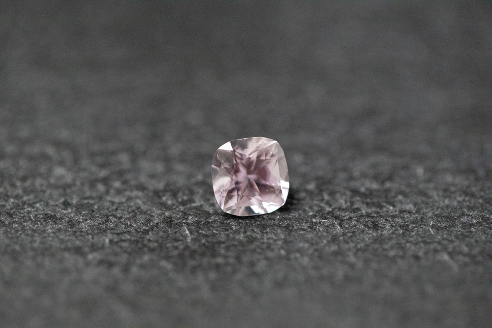 Saphir, facettiert, cushion