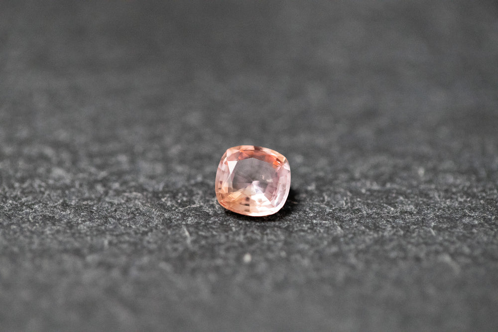Saphir, facettiert, cushion, rosa