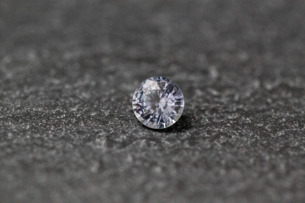 Saphir, hellblau, rund, facettiert