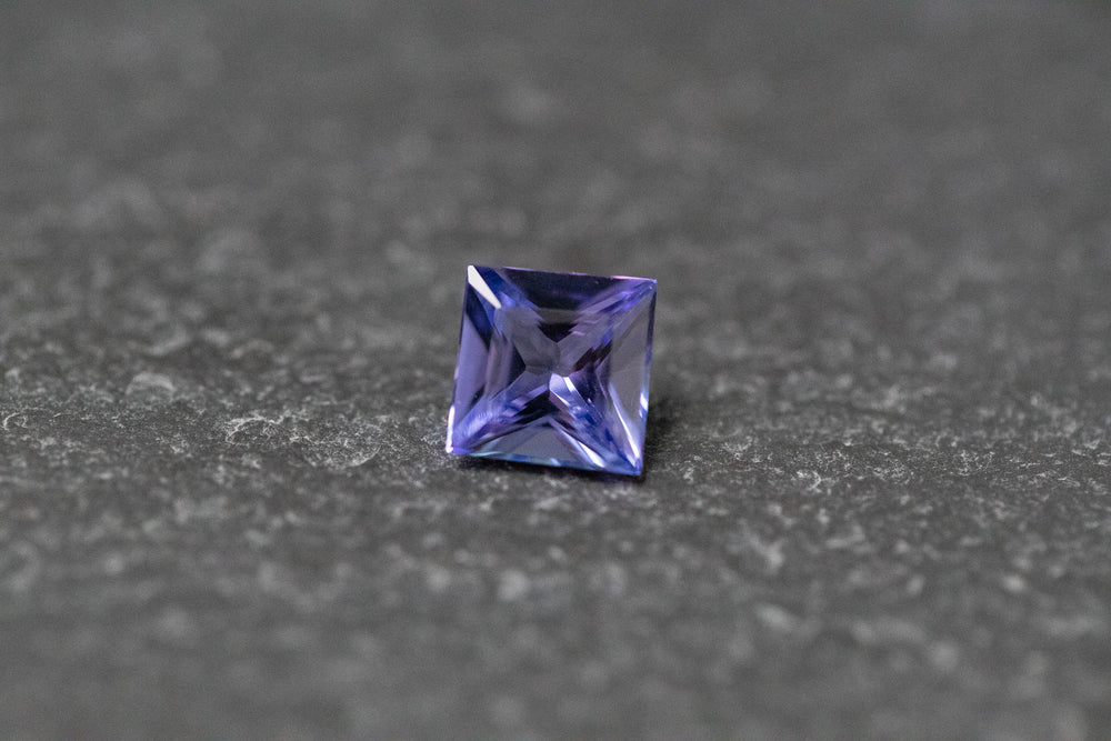 Tansanit, Carré, facettiert