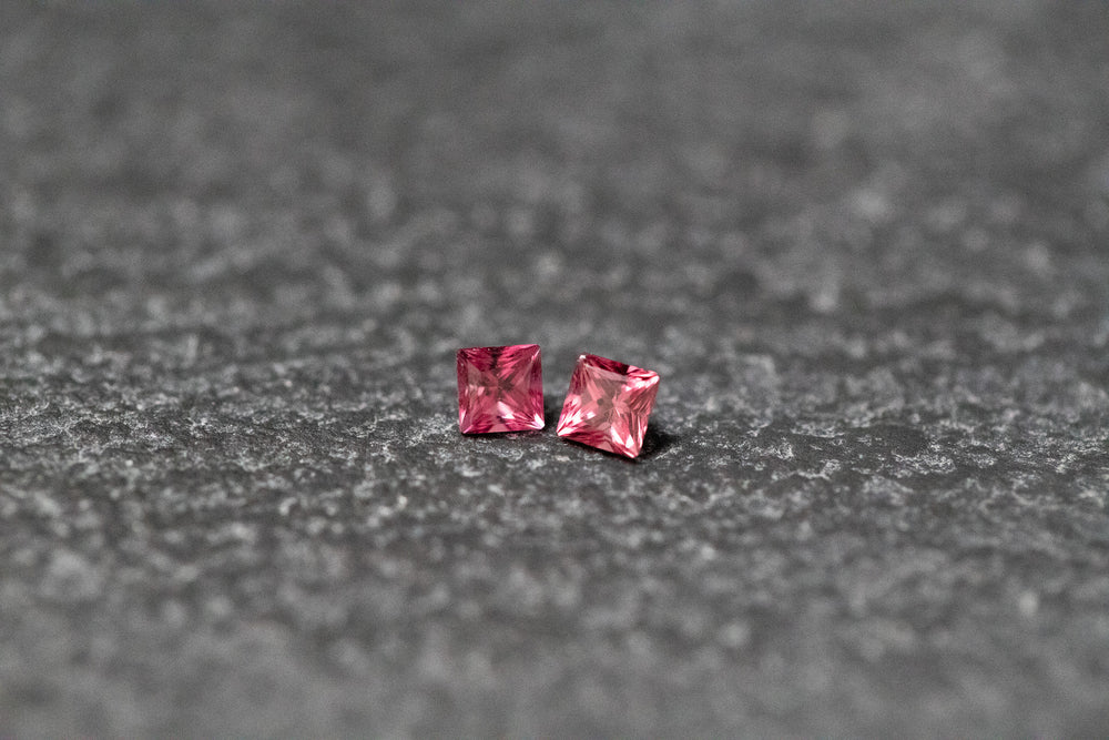 Rhodolith Paar, Princess - Cut, weinrot