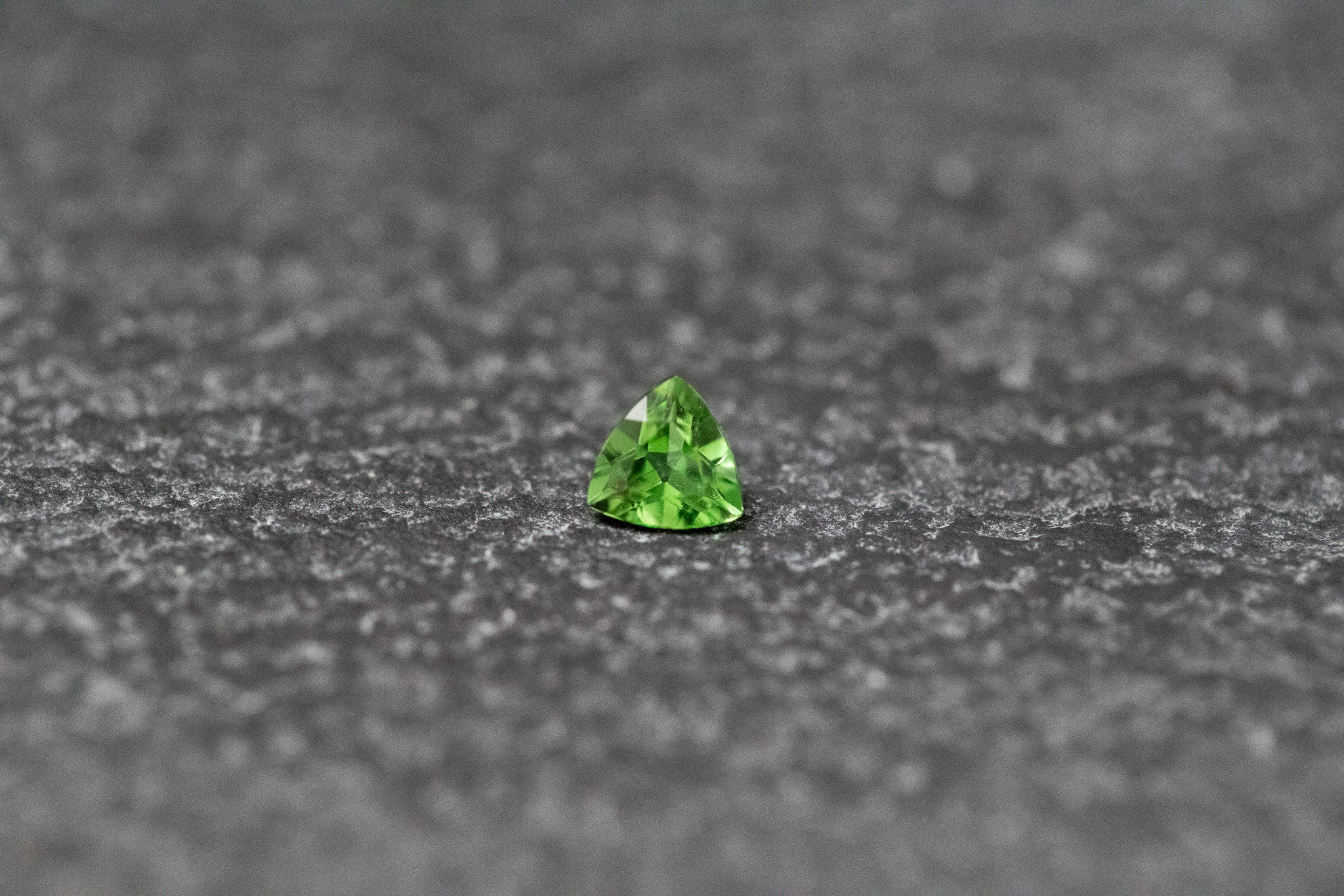 Turmalin, Triangel, facettiert, grün