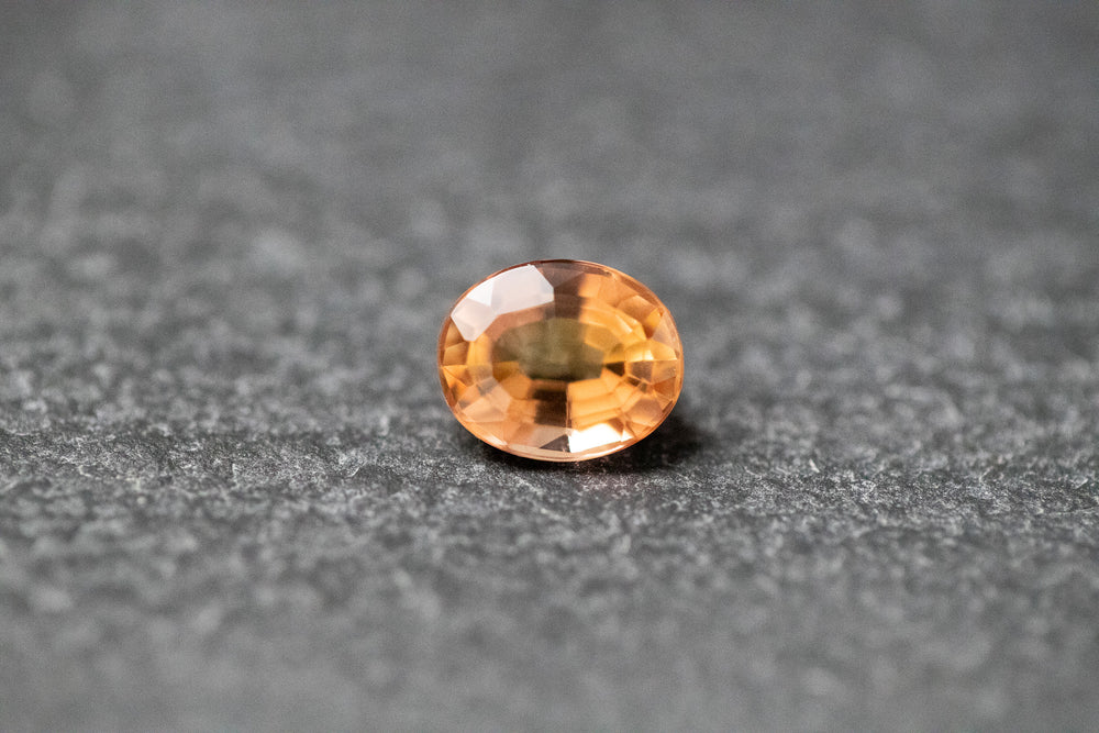 Edeltopas, facettiert, oval