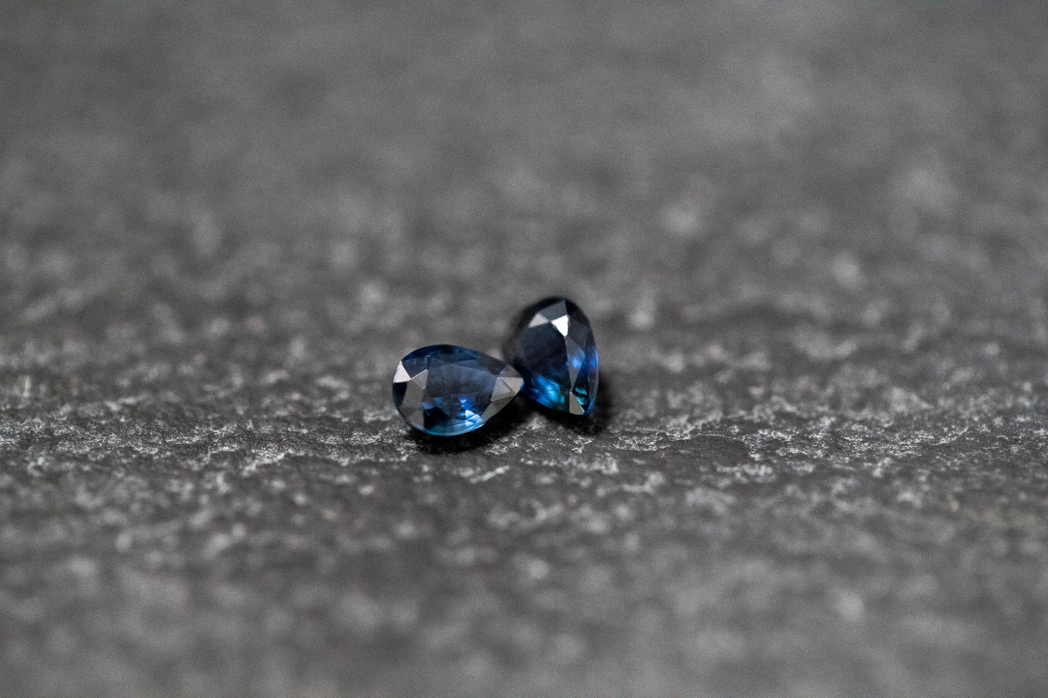 Saphir, Tropfen, facettiert