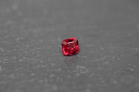 Spinell, Achteck, facettiert in pink