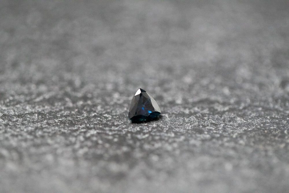 Saphir, Triangel, facettiert