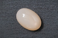 Mondstein, oval, cabochon, apricot
