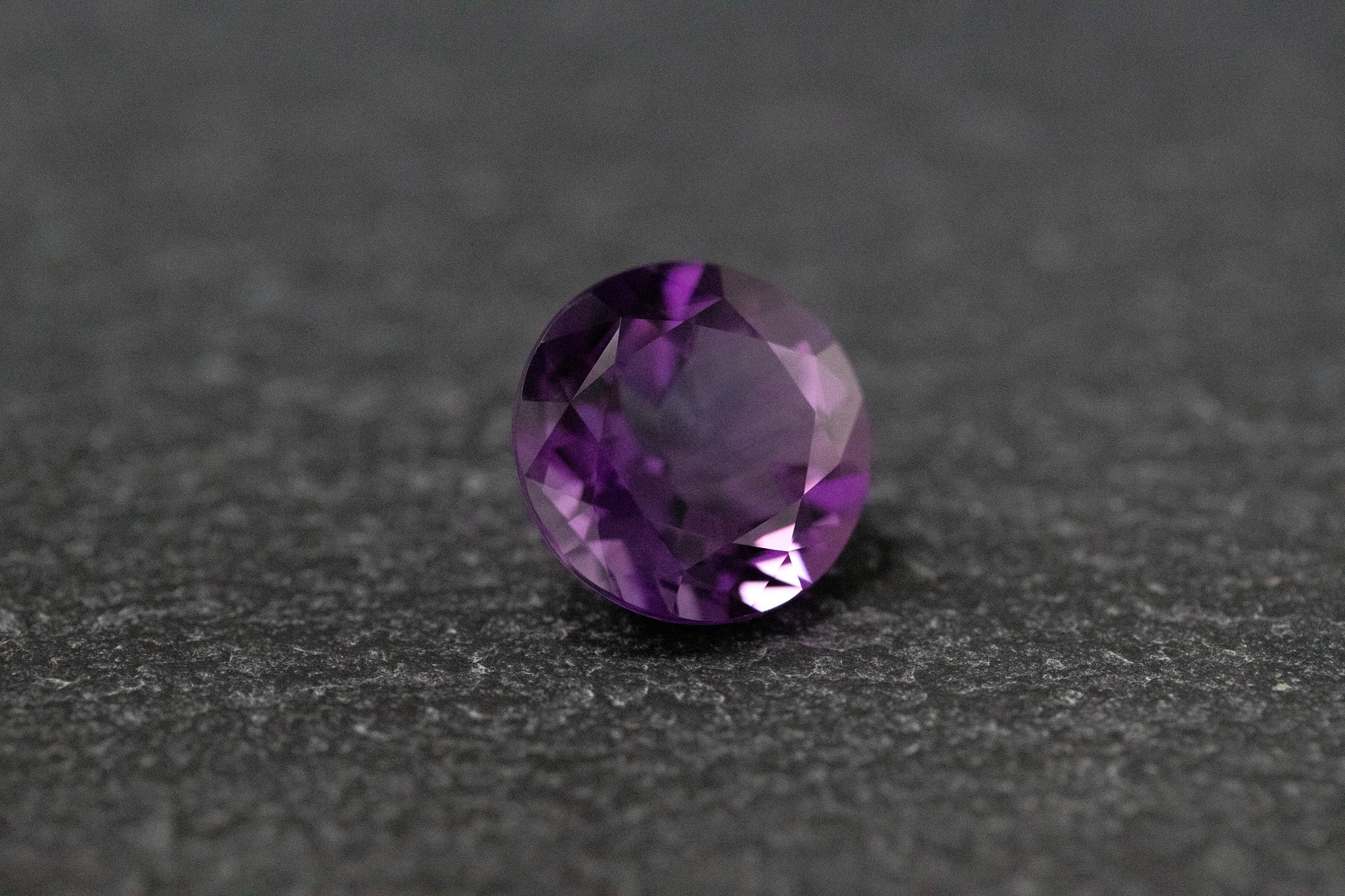 Amethyst, rund, facettiert