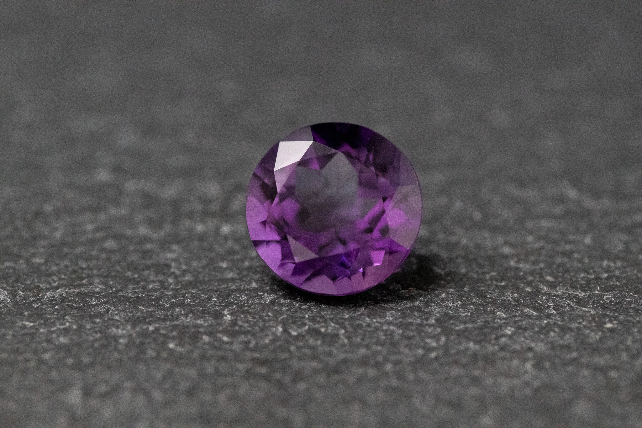 Amethyst, rund, facettiert