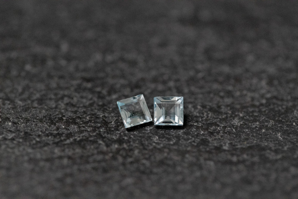 Aquamarin, carré, facettiert, hellblau