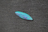 Schwarzopal in Navetten form