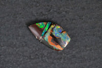 Boulderopal in grün und Blautönen 