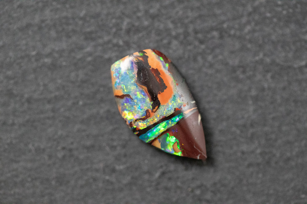 Boulderopal in grün und Blautönen