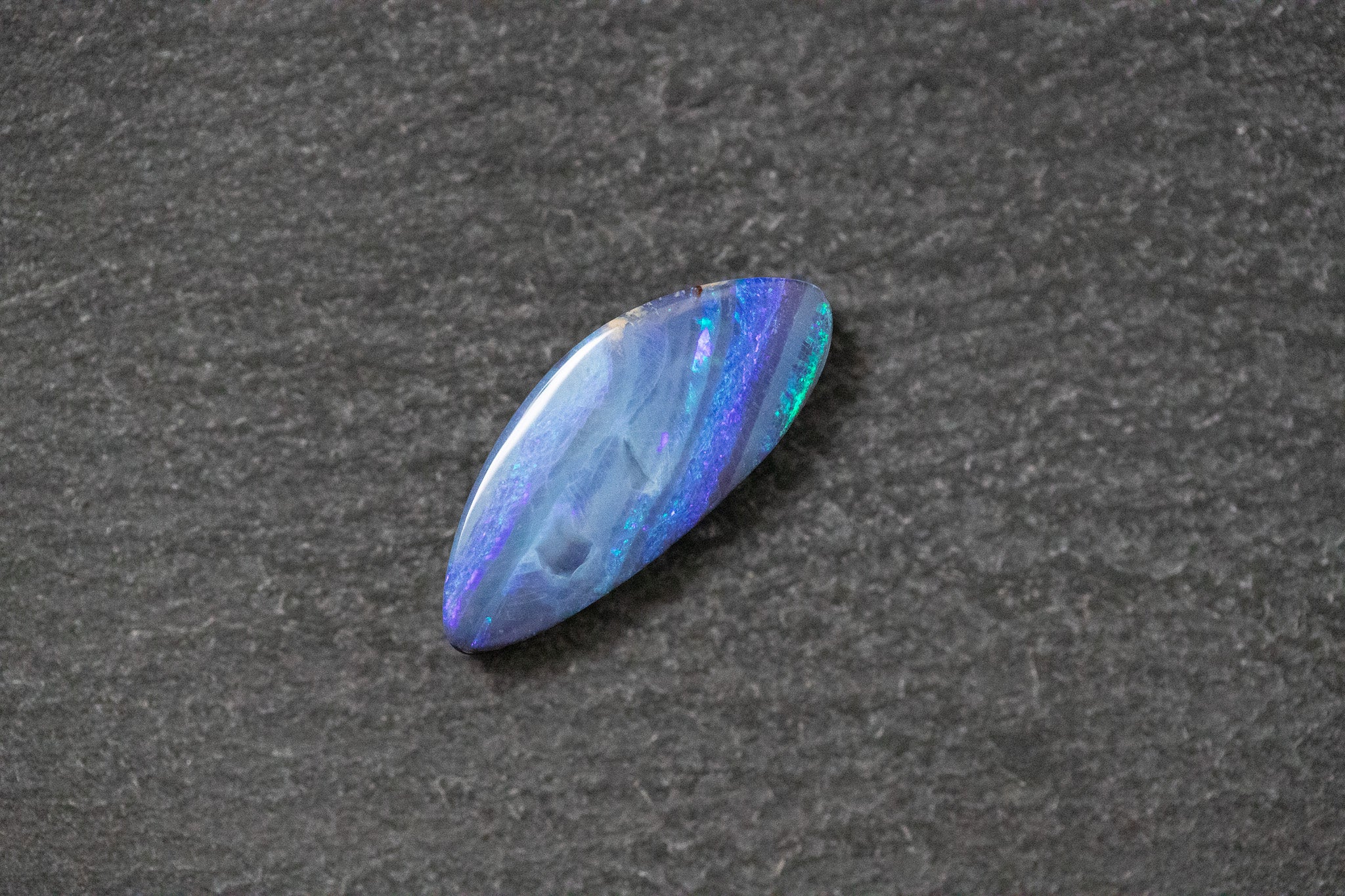 Boulderopal in Fantasieform