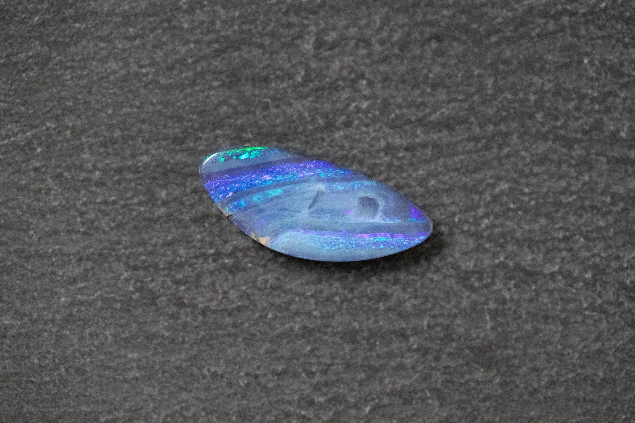 Boulderopal in Fantasieform