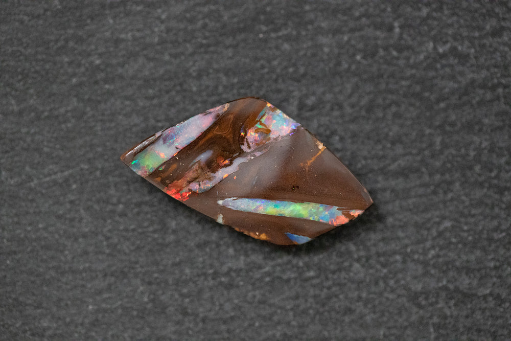 Boulderopal in Fantasieform