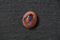 Feueropal, oval, blau, grün, rot und violett