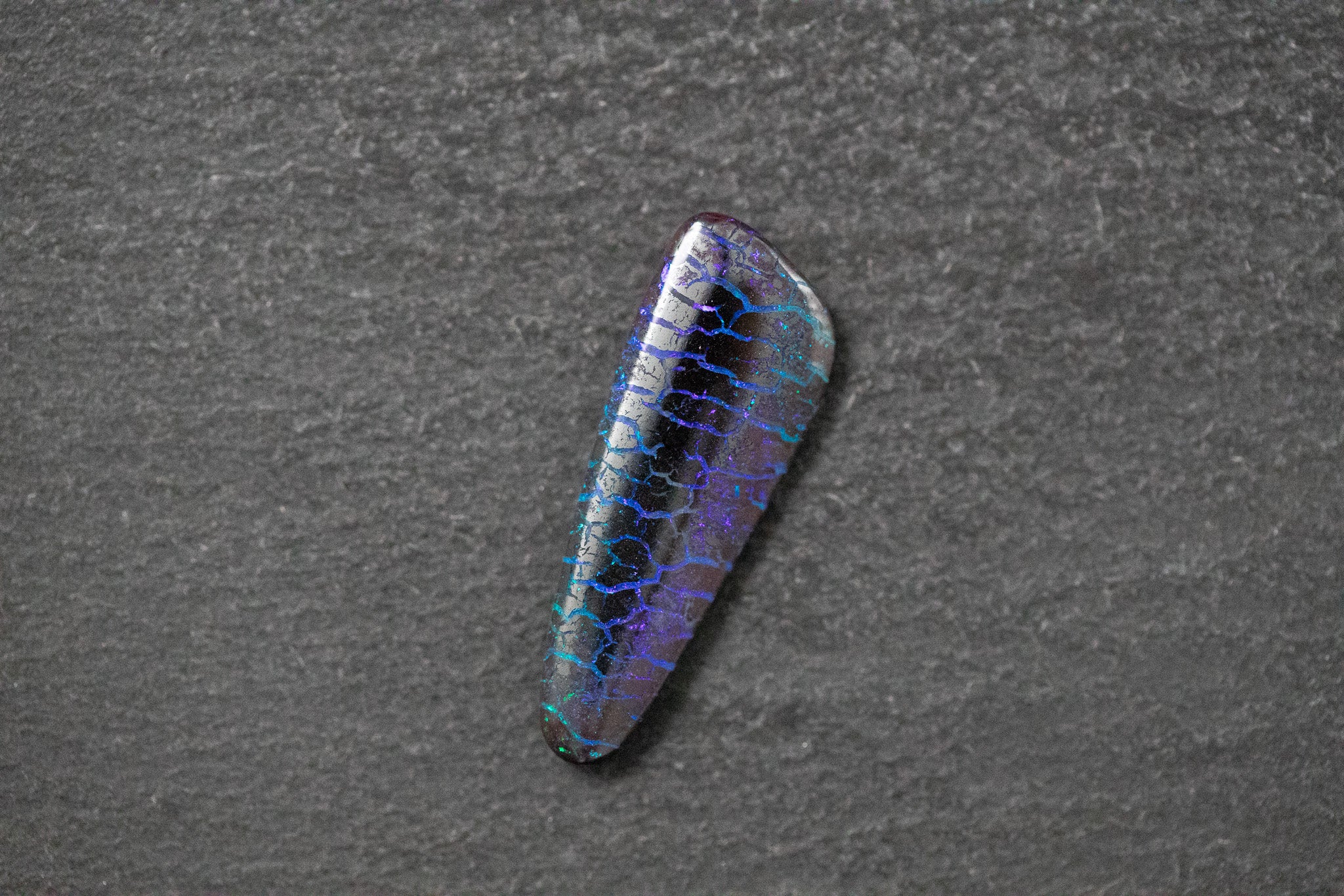 Boulderopal in Fantasieform