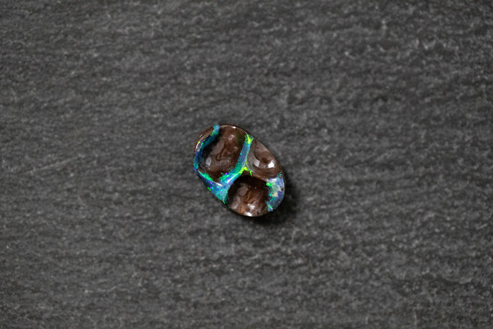 Boulderopal in Fantasieform