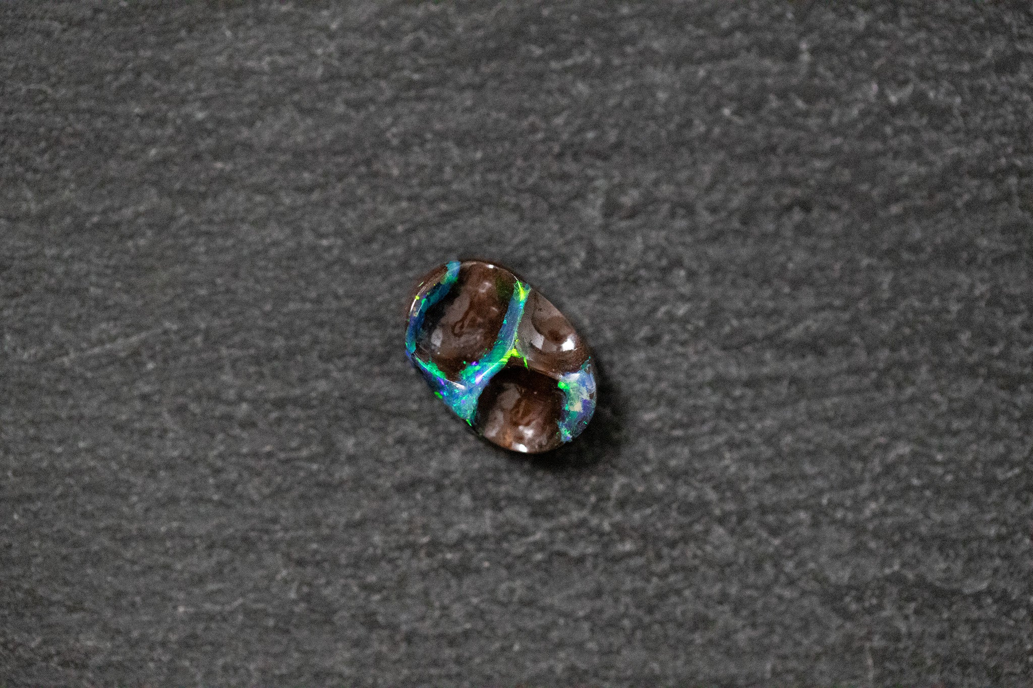 Boulderopal in Fantasieform