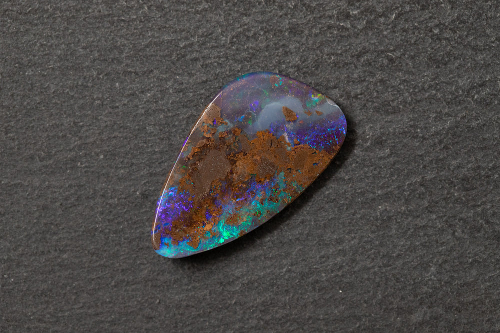 Boulderopal, Fantasieform, violette, blau