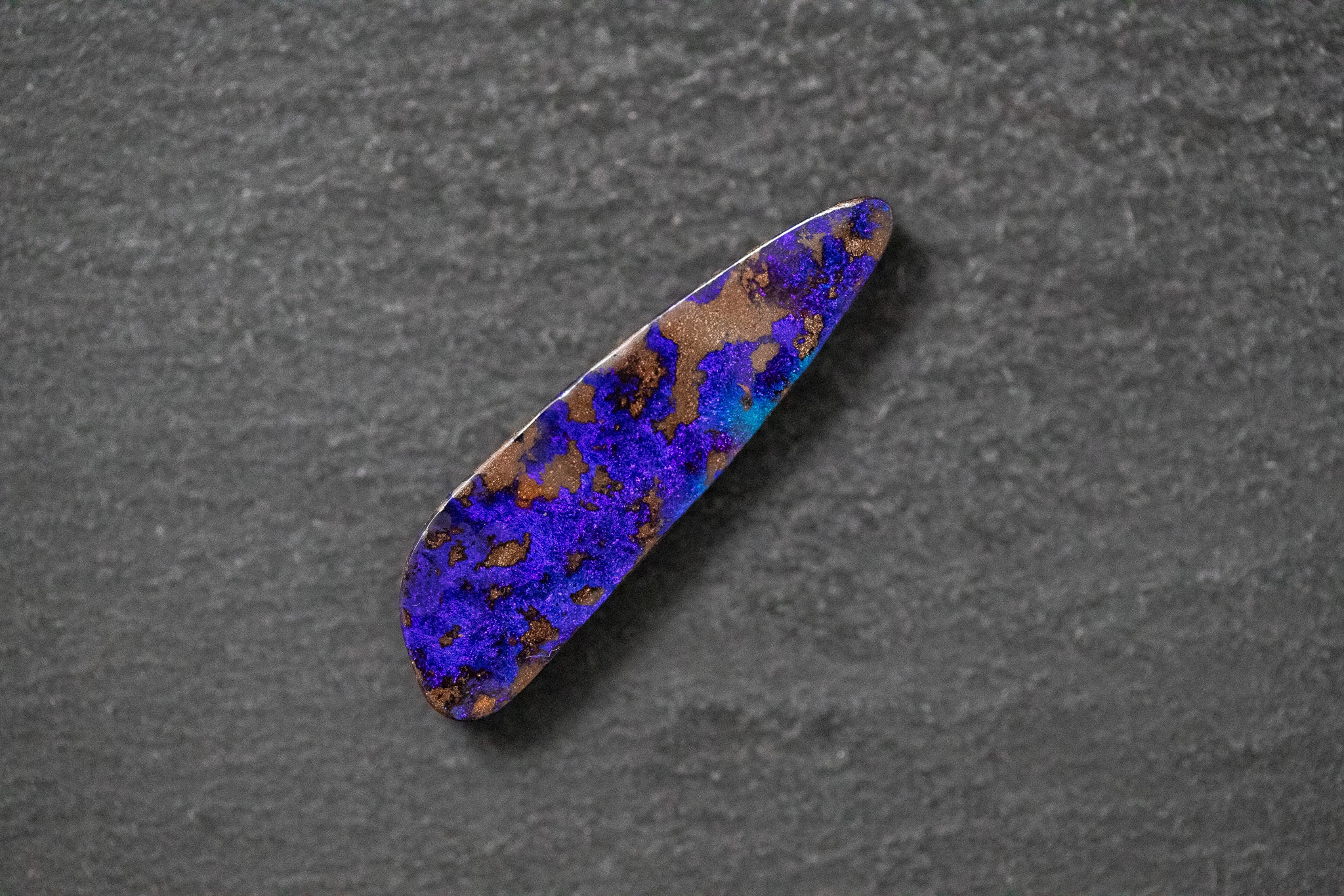 Boulderopal in Fantasieform