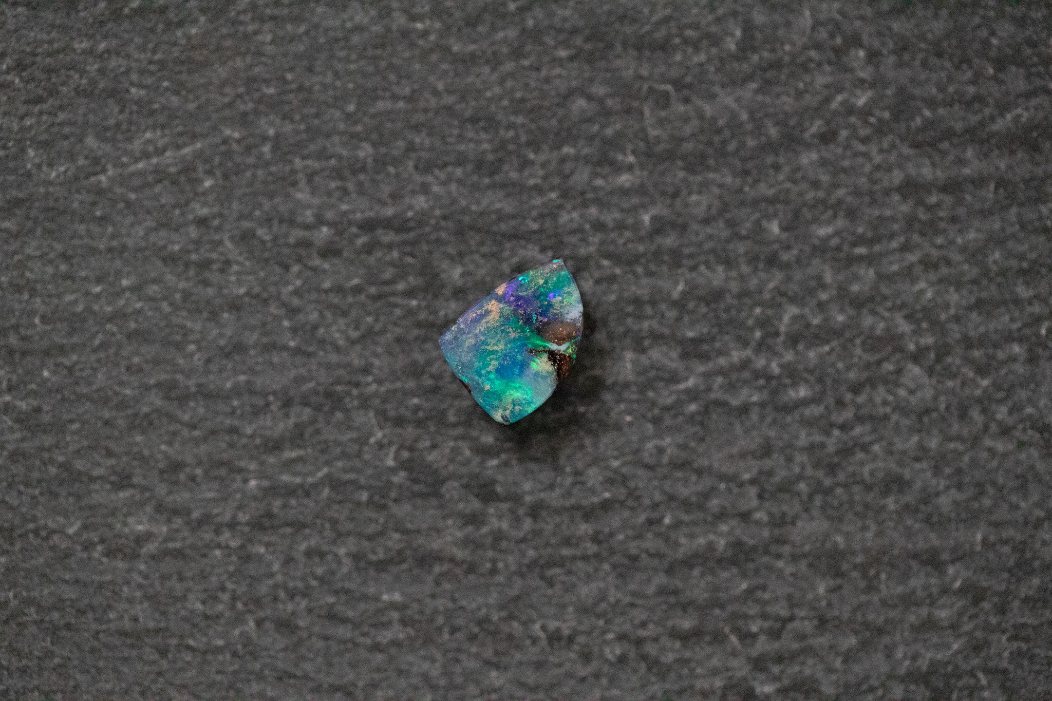 Boulderopal, Fantasieform, grün, blau