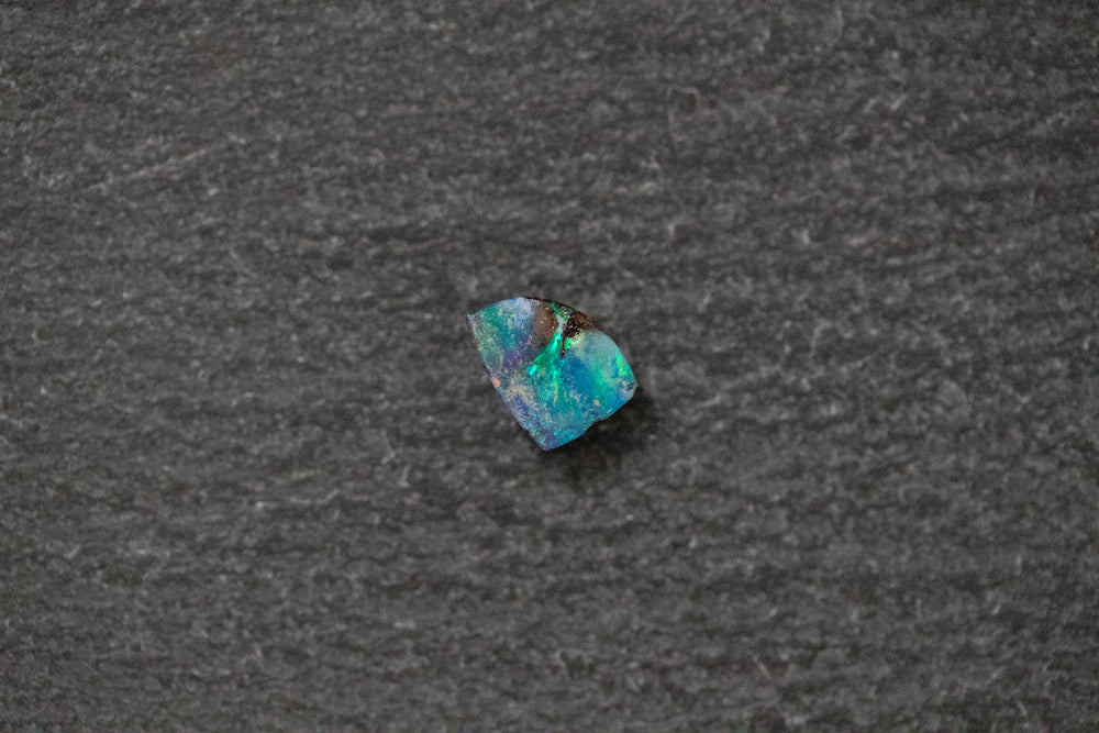 Boulderopal, Fantasieform, grün, blau