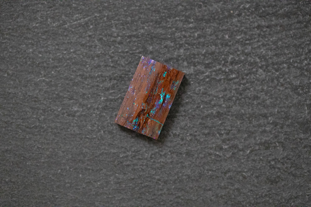 Holzopal in Fantasieform