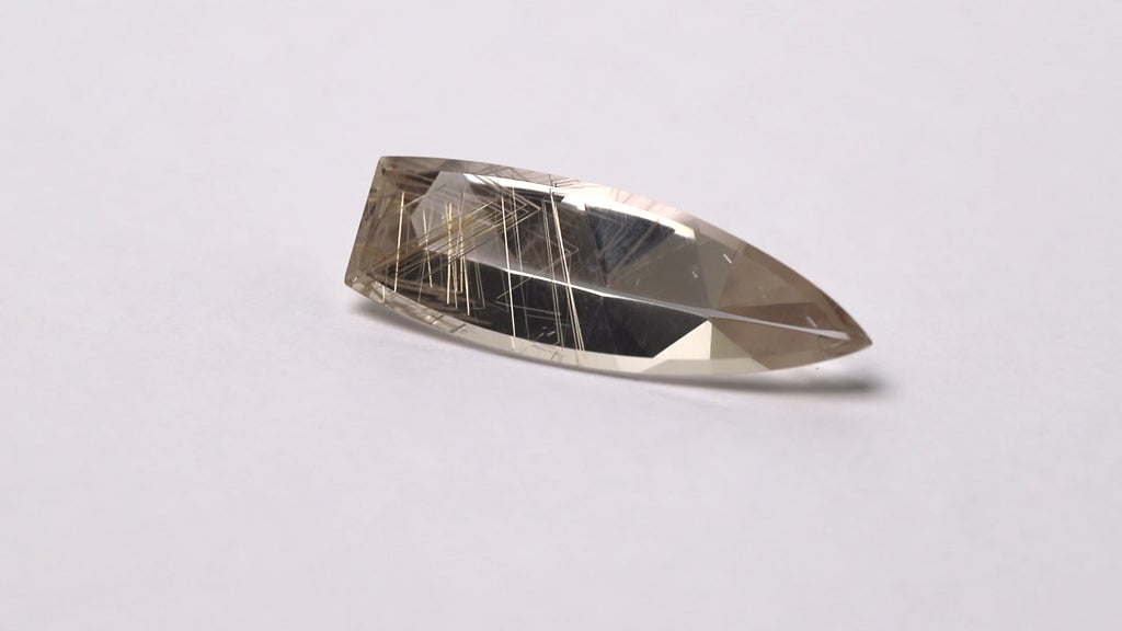 Rutilquarz, facettiert, Fantasieform