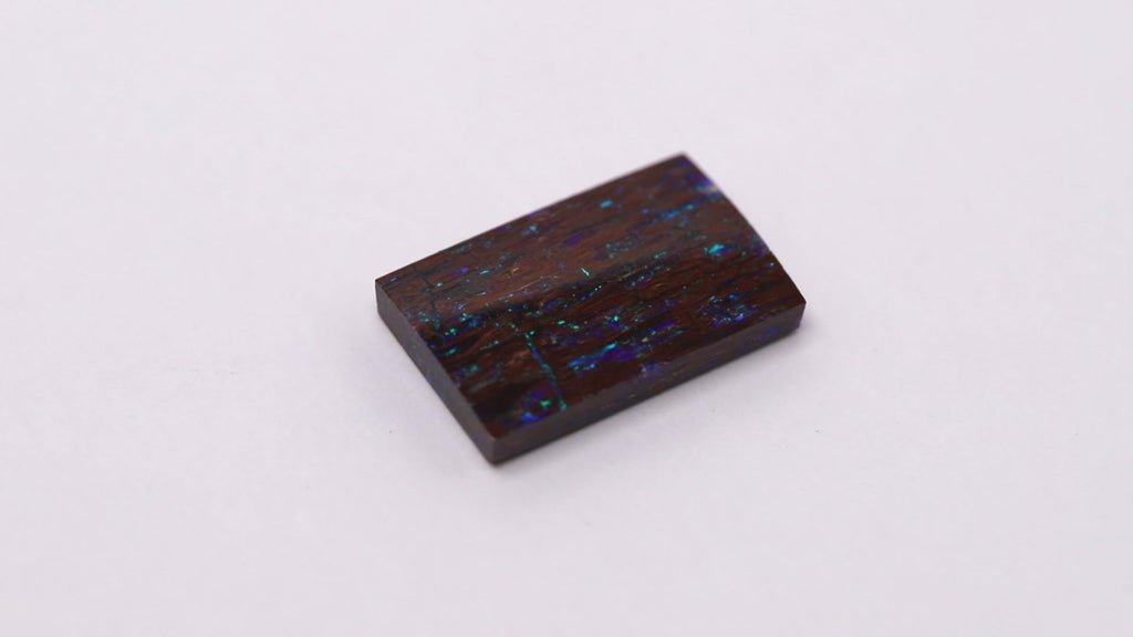 Holzopal in Fantasieform